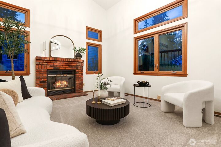 Property Photo:  5518  168th Place SW  WA 98037 