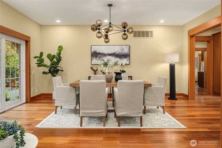 Property Photo: 9705 NE Beach Crest Drive WA 98110