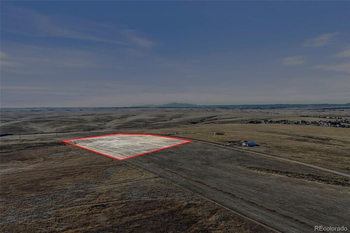 Property Photo:  4 Winners Circle  CO 80107 