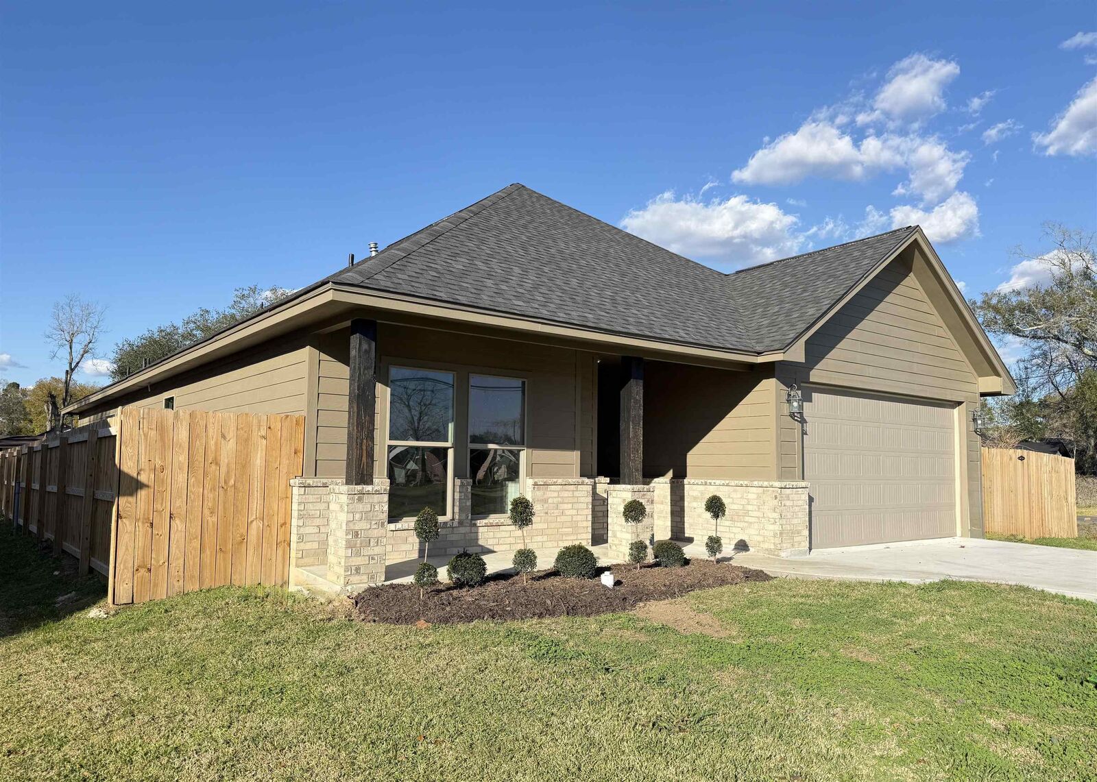 Property Photo: 9610 Doty St TX 77707