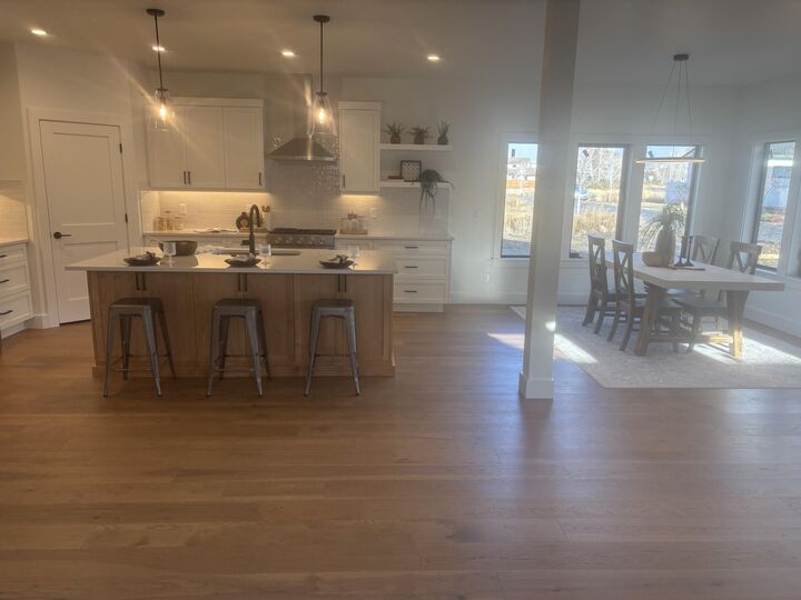 Property Photo: 740 N 1st Ave ID 83333