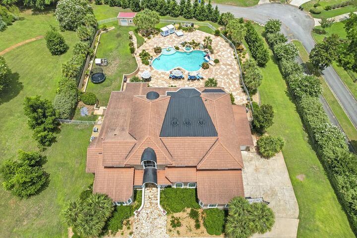 Property Photo:  200 Asphodel  AL 36303 