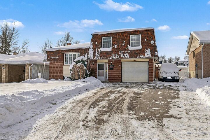 Property Photo:  1350 Linden Crescent  ON K6V 6B6 