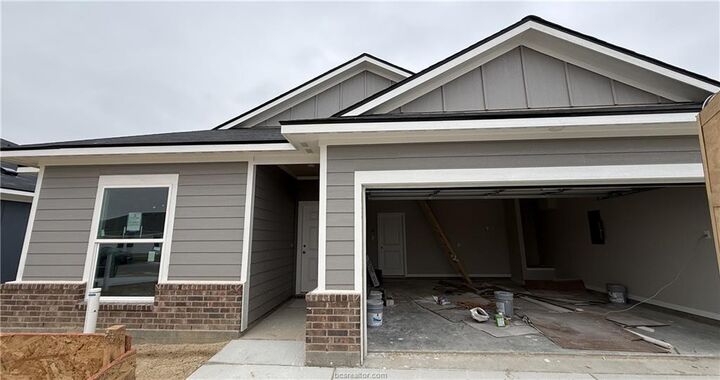 Property Photo:  5504 Harriet Street  TX 77807 