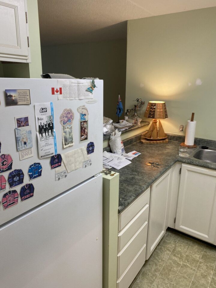 Property Photo: 1442 Foster Street 102 BC V4B 3X7