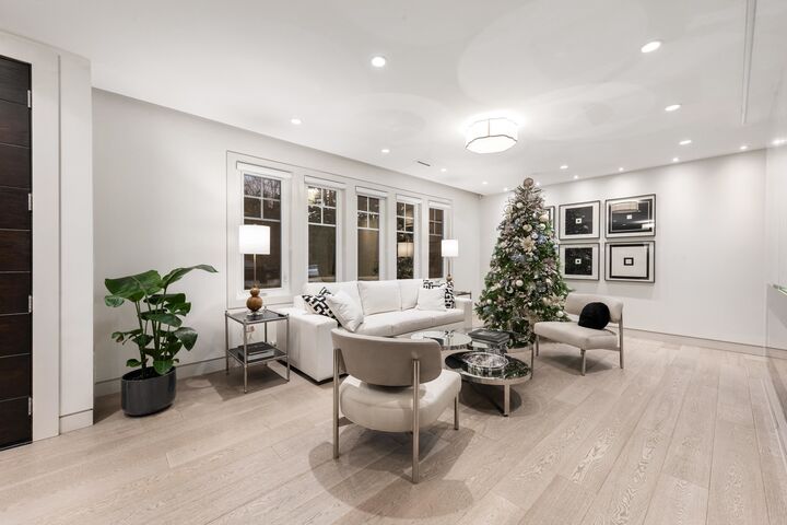 Property Photo:  1407 W 33rd Avenue  BC V6M 1A6 