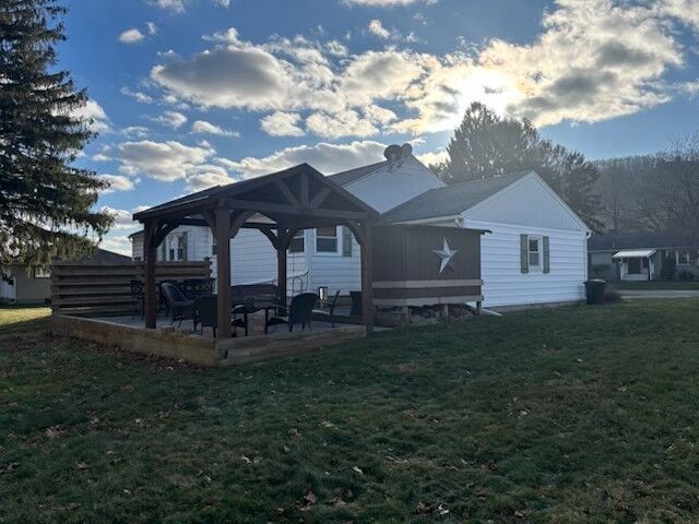 Property Photo:  808 Sunset Drive  NY 14905 