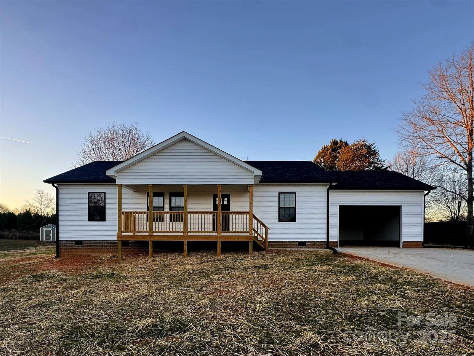 Property Photo:  118 Jenny Drive  NC 28152 
