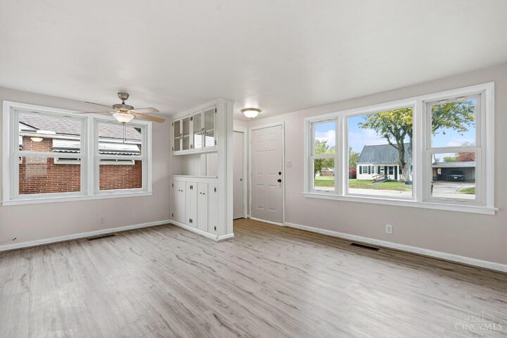 Property Photo:  462 Randolph Street  OH 45177 