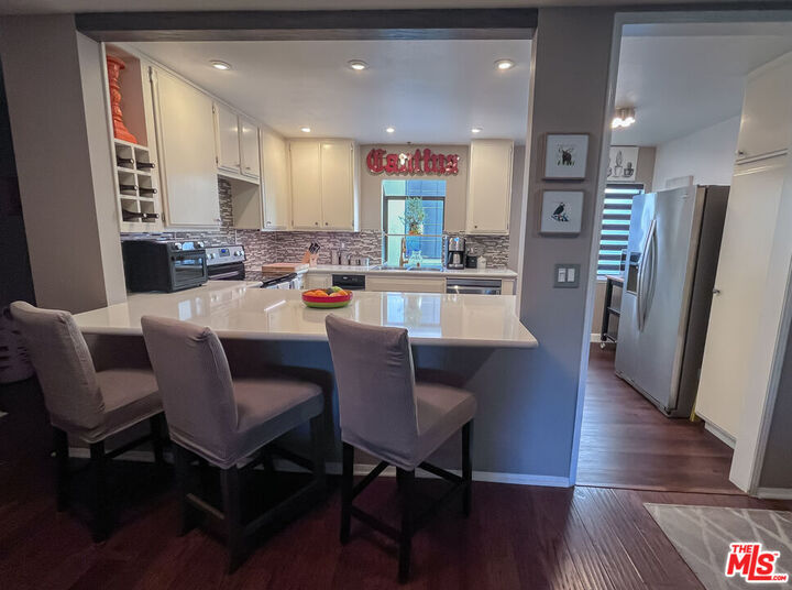 Property Photo: 4600 Via Dolce CA 90292