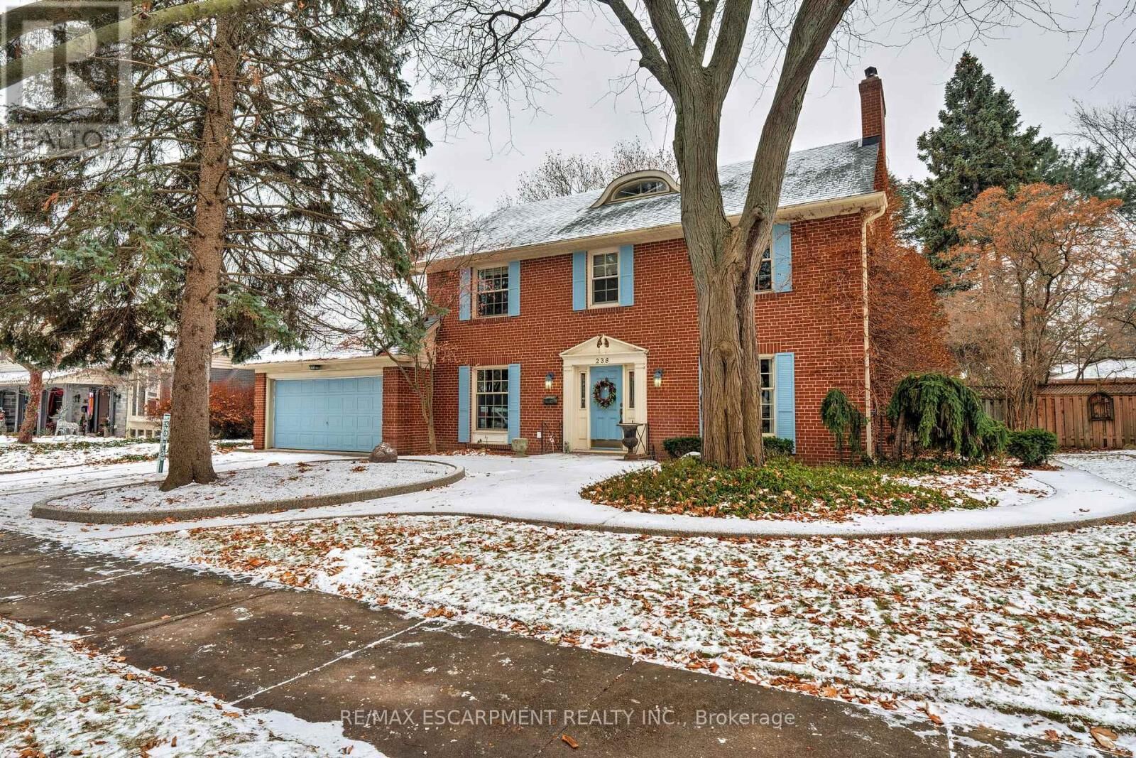 Property Photo: 238 Penn Drive ON L7N 2B8