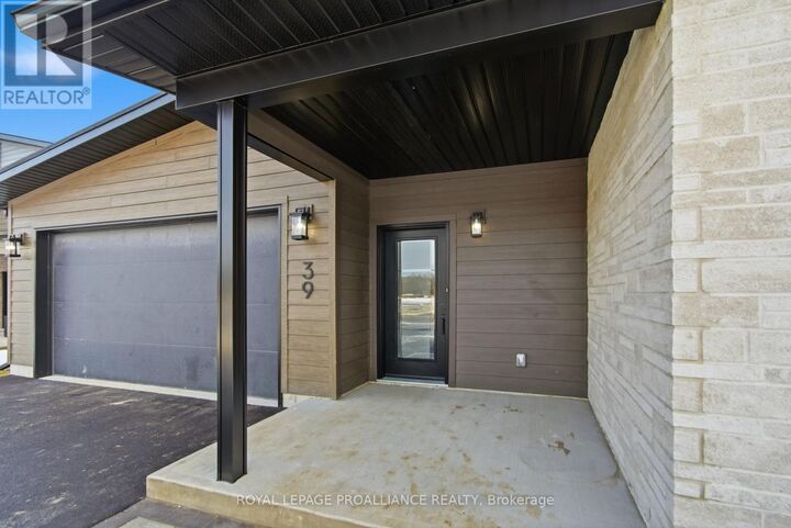 Property Photo:  39 Fraser Drive  ON K0K 1E0 