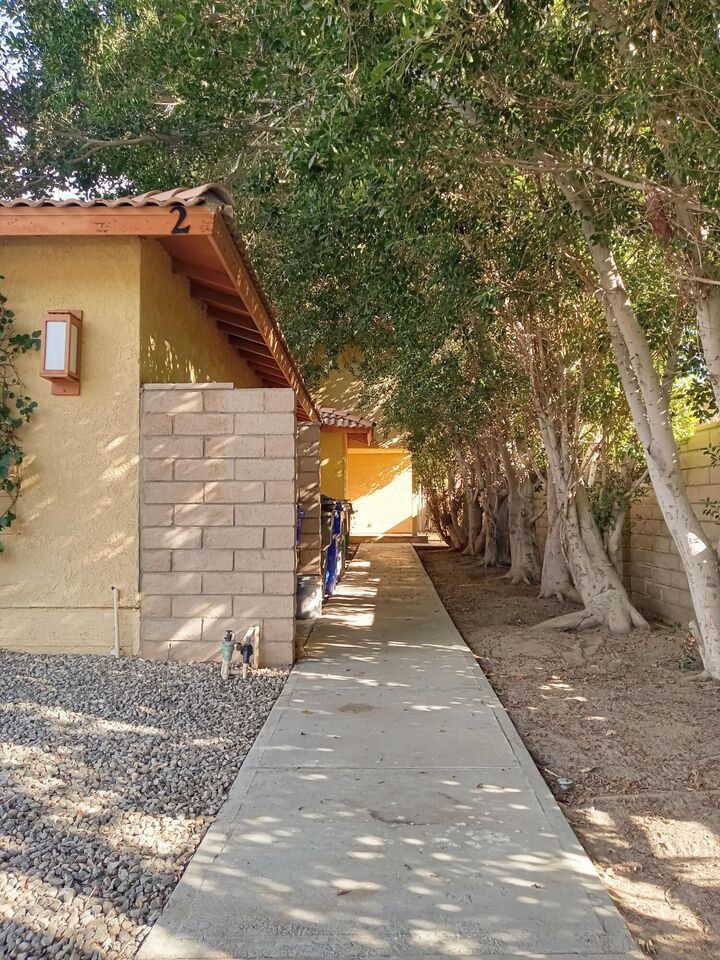 Property Photo:  33662 Whispering Palms Trail 2  CA 92234 