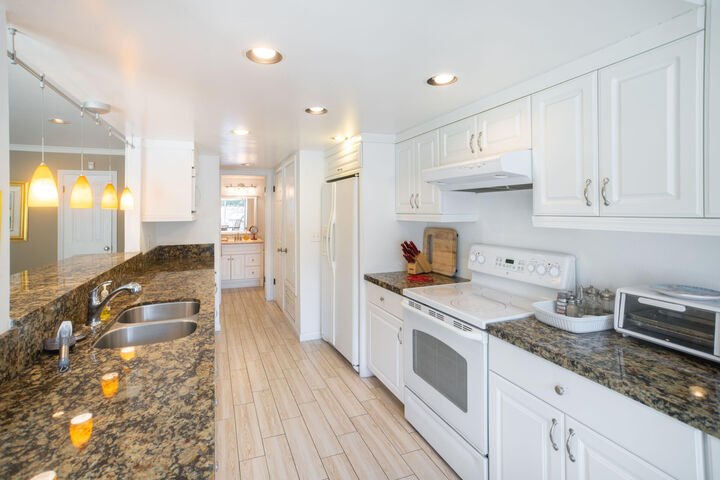 Property Photo:  68355 Paseo Real 13  CA 92234 