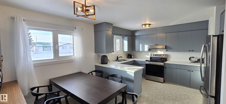 Property Photo:  5234 48 Avenue  AB T9C 1M7 