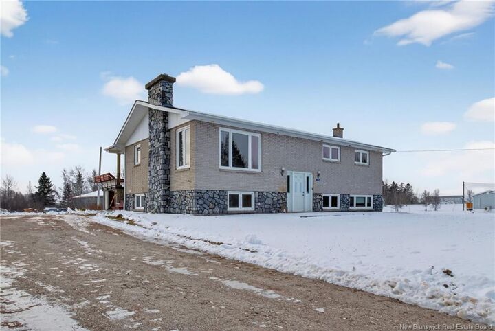 106 Pont Rouge Road — photo 1