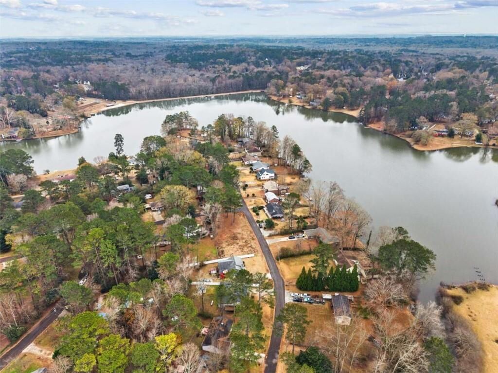Property Photo:  347 Laurel Lane  GA 30281 