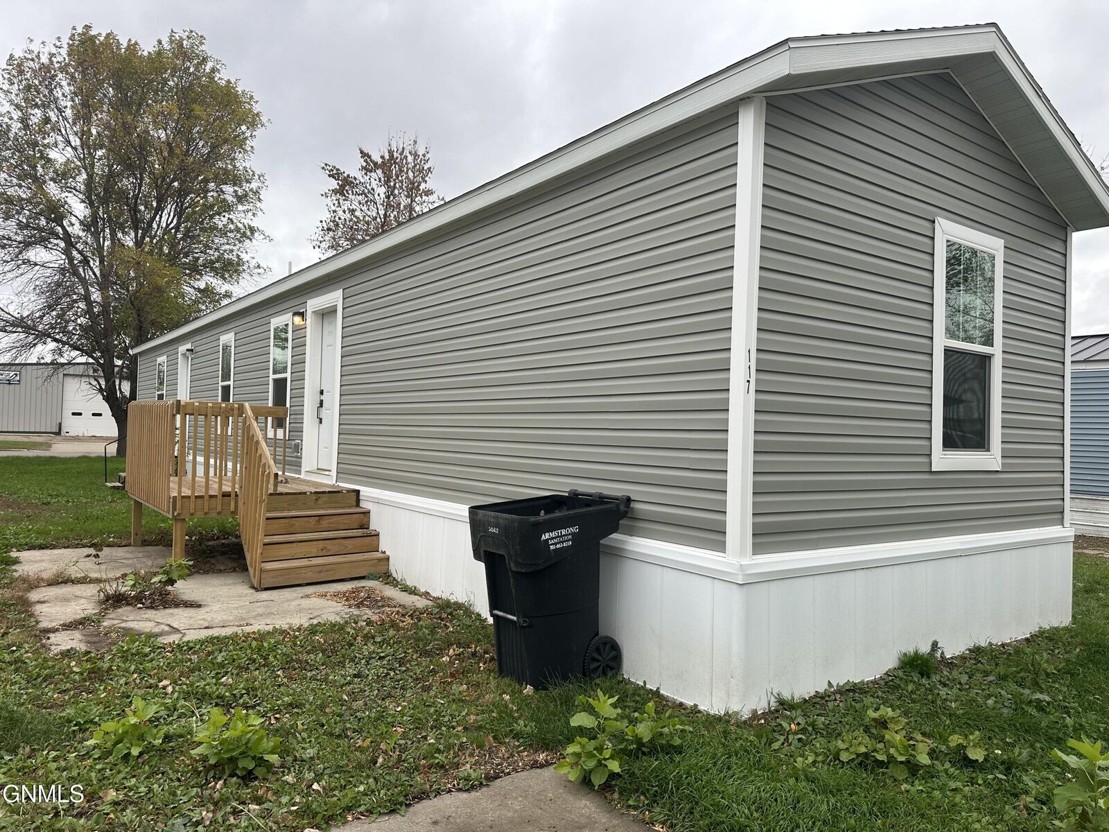 Property Photo: 117 Countryside Lane ND 58554