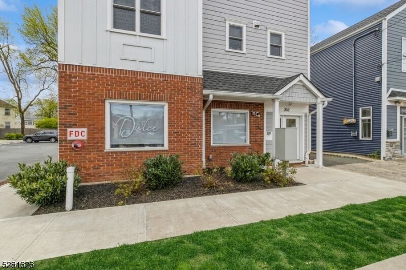 Property Photo: 352 South Ave 3 NJ 07090