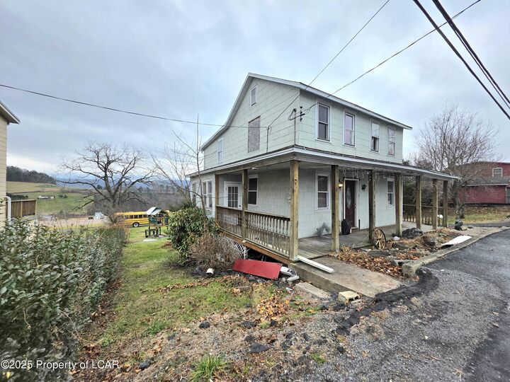 Property Photo:  816 Main Street  PA 17985 