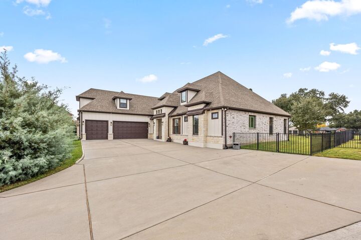 Property Photo:  86 Dawns Edge Drive  TX 77356 