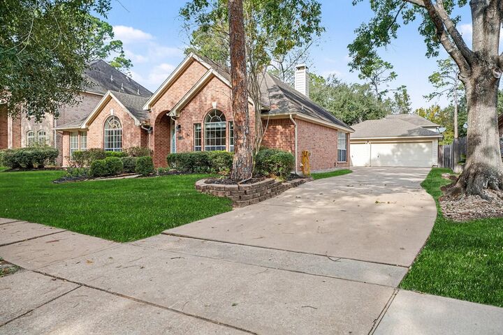 Property Photo:  15719 El Dorado Oaks Drive  TX 77059 
