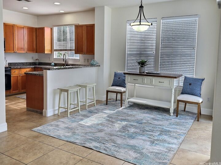 Property Photo:  580 Lunalilo Home Road Co B302  HI 96825 