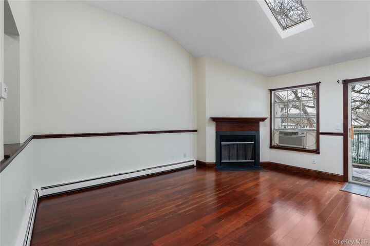 Property Photo:  8 Lexington Hill 5  NY 10926 