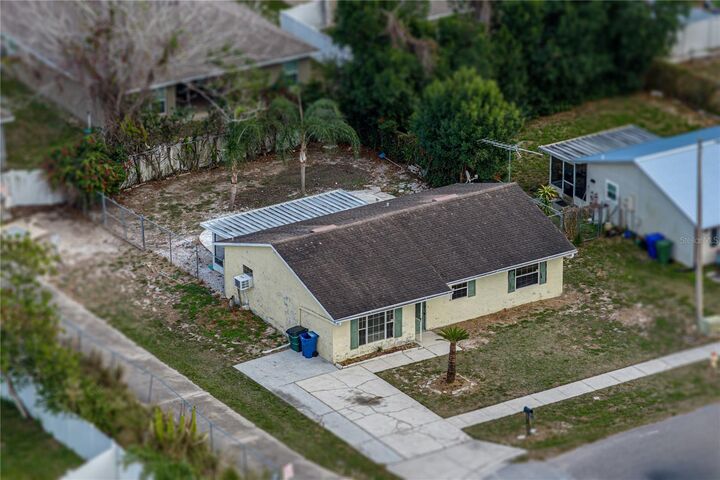 Property Photo:  276 18th Street NE  FL 33881 