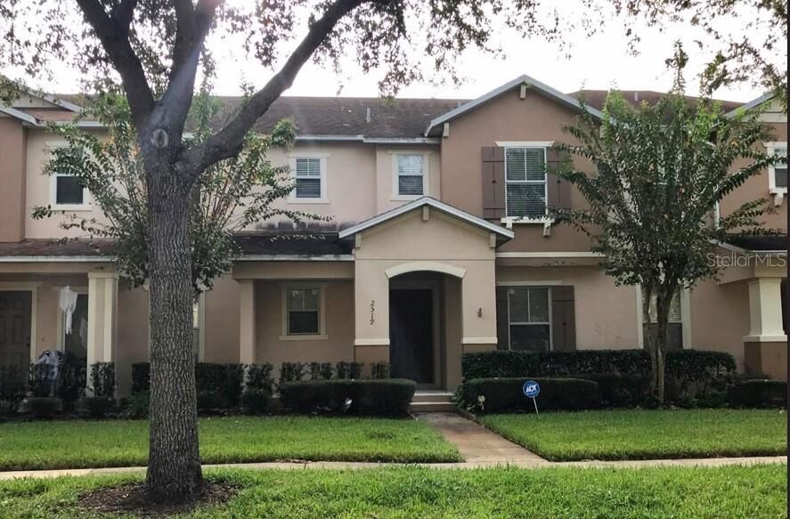 Property Photo:  2519 Formax Drive  FL 32828 