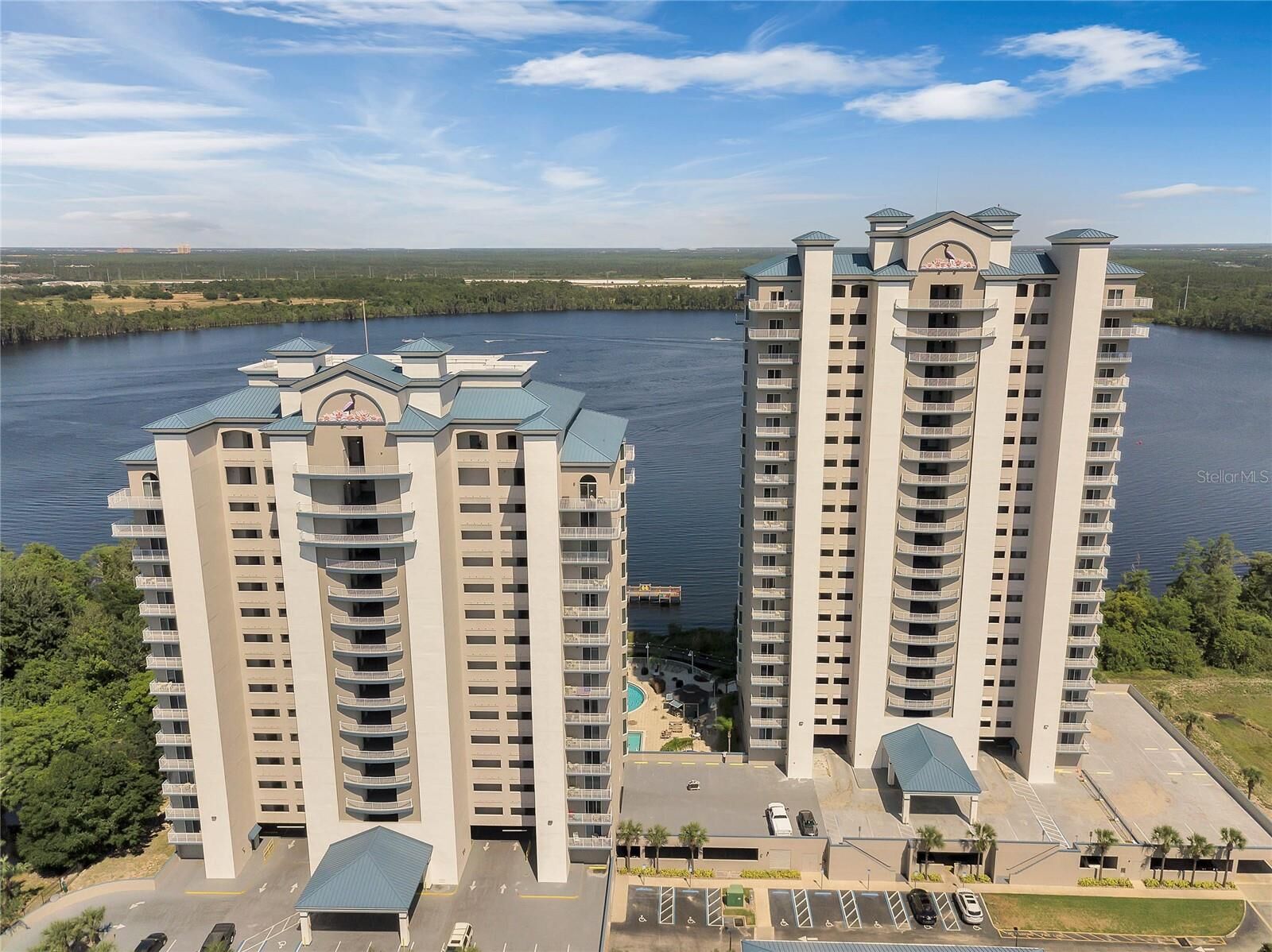 Property Photo:  13427 Blue Heron Beach Drive 306  FL 32821 