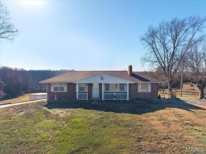 Property Photo:  2948 Erb Road  MO 63129 