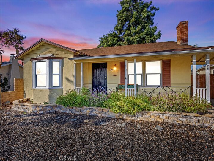 Property Photo:  207 W Ash Avenue  CA 91502 