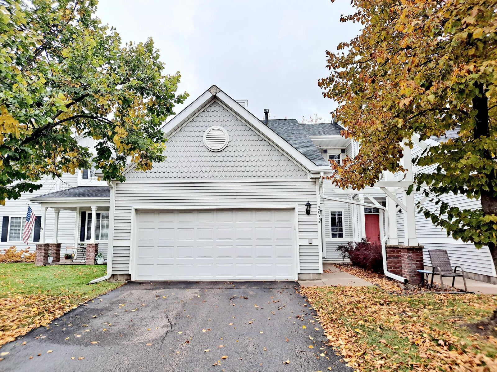 Property Photo: 2062 Mainstreet MN 55343