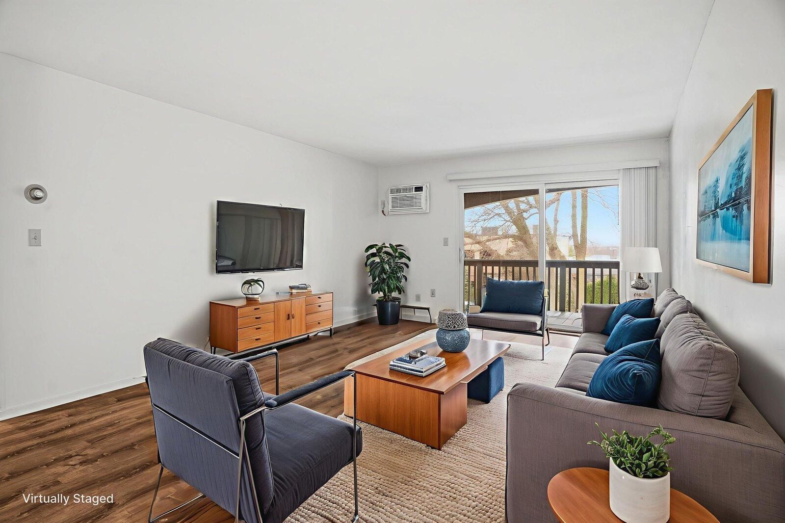 Property Photo: 2800 Hamline Avenue N 317 MN 55113