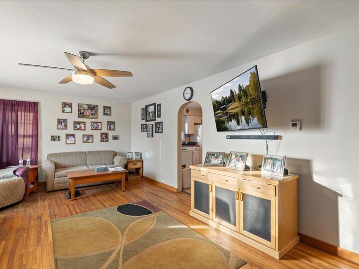 Property Photo: 1421 K Street NE MN 56401