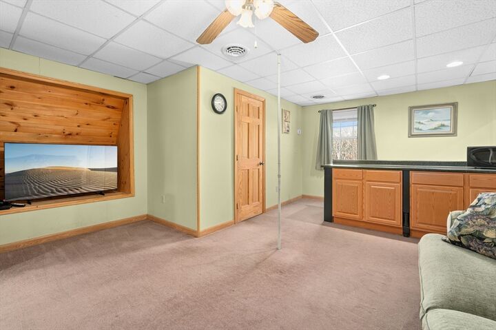 Property Photo:  94 South Oxford Street 1  MA 01527 