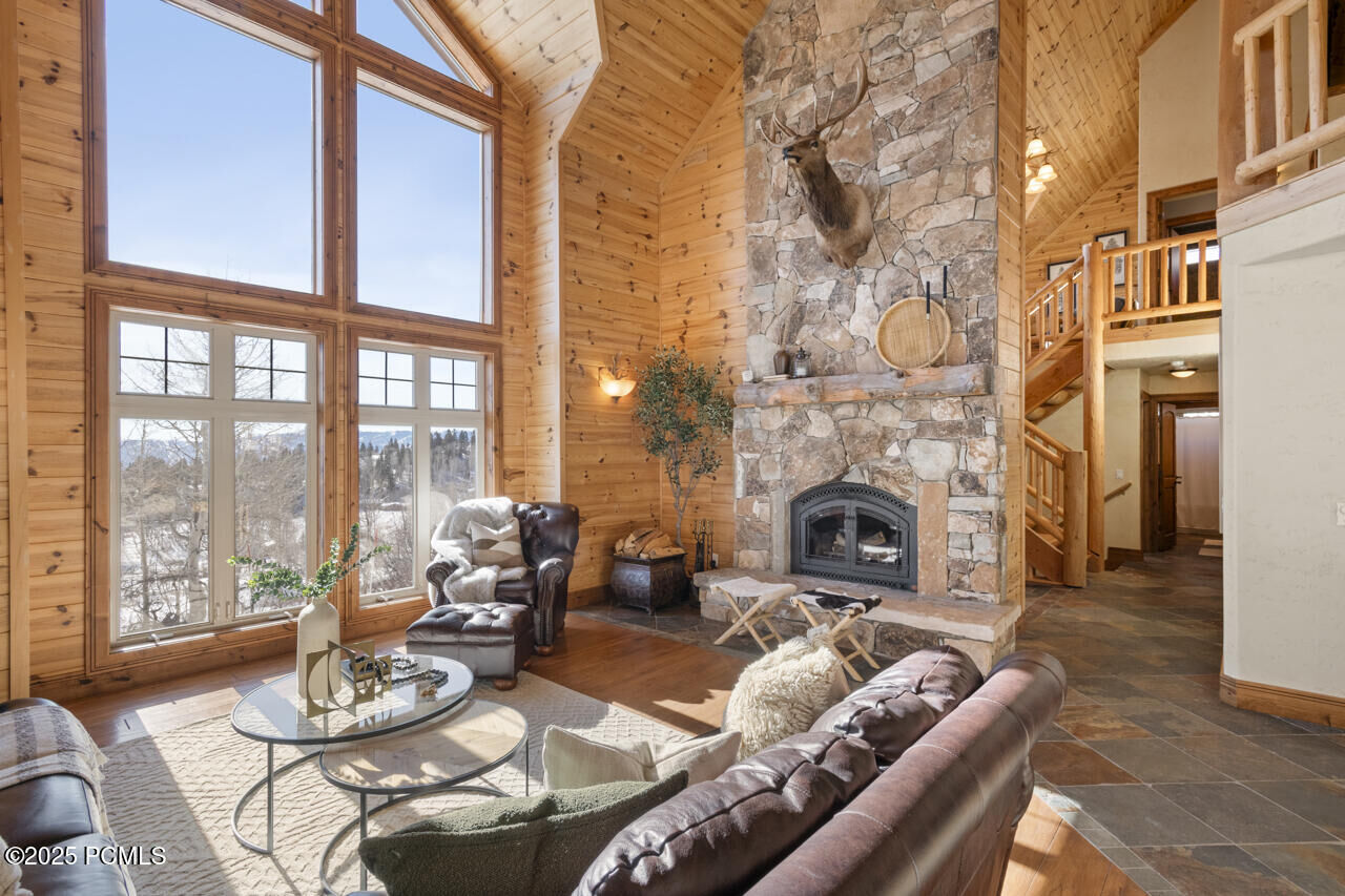 Property Photo:  2050 W Willow Circle  UT 84017 