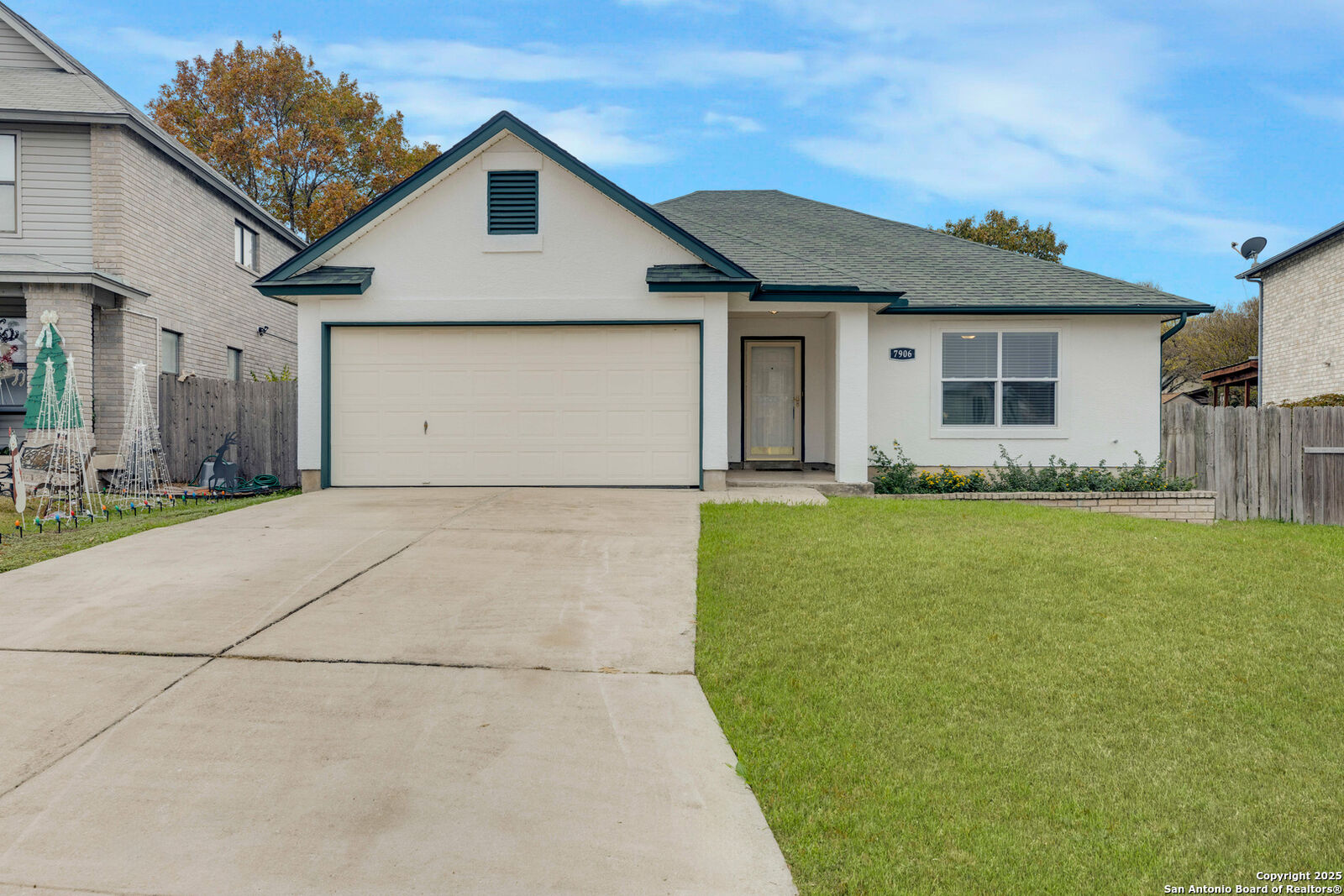 Property Photo: 7906 Swindow Circle TX 78109