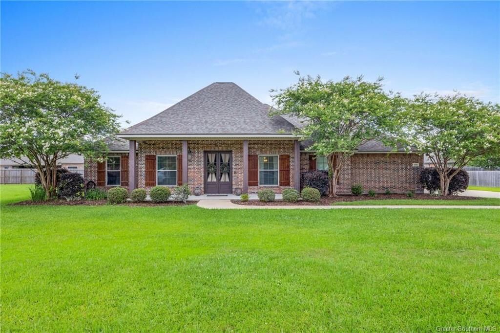 Property Photo:  2686 Williamsport Drive  LA 70611 