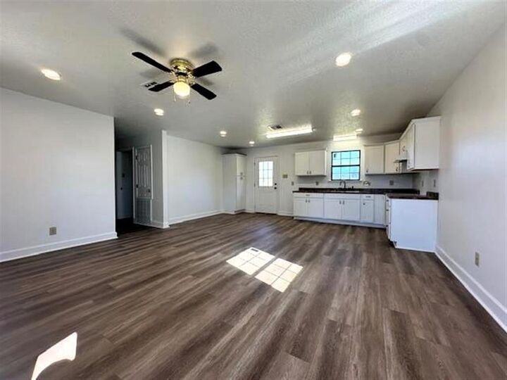 Property Photo: 516 Lebato Street LA 70615