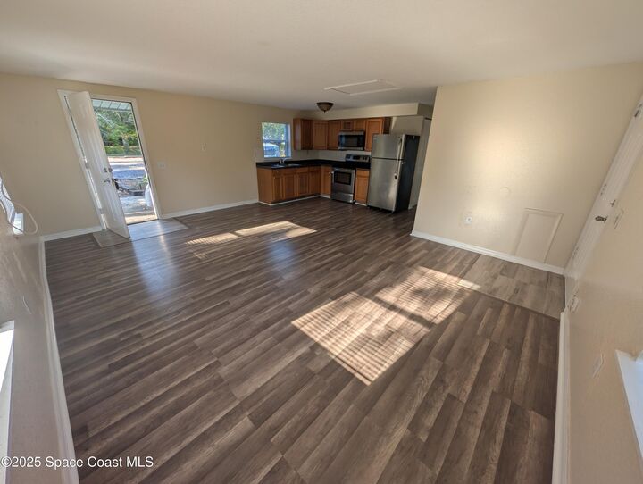 Property Photo:  1565 Violet Avenue  FL 32796 