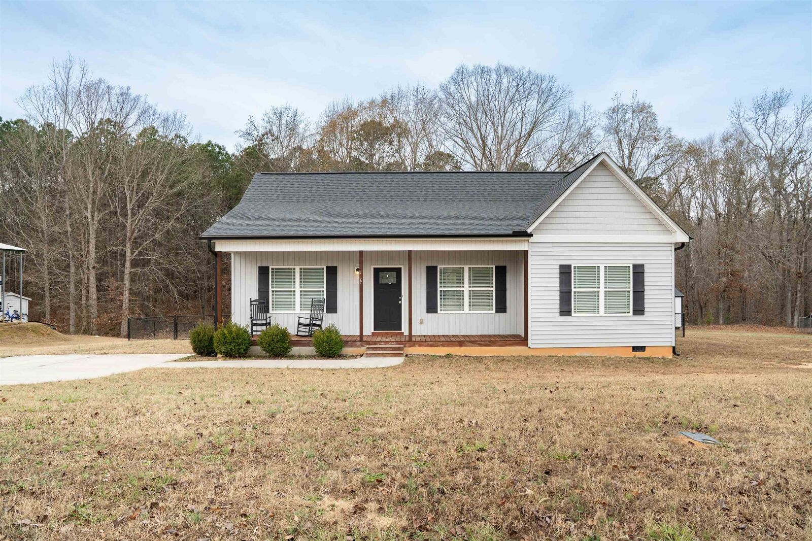 Property Photo:  131 Plumcreek Road  SC 29335 
