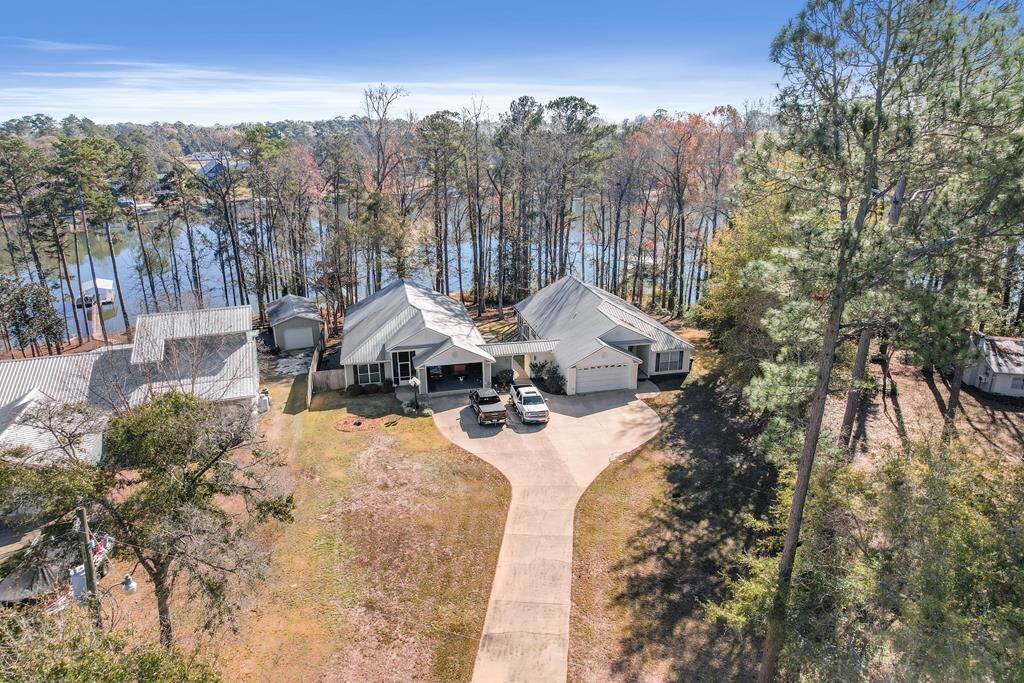 Property Photo:  683 Calhoun Dr  AL 36310 