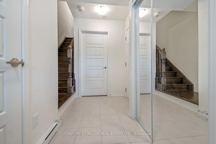 Property Photo:  933 Apple Hill Lane  ON N2R 0L7 