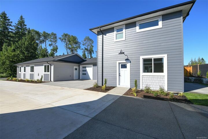 Property Photo:  2315 McDonald Rd B  BC V9M 0C8 