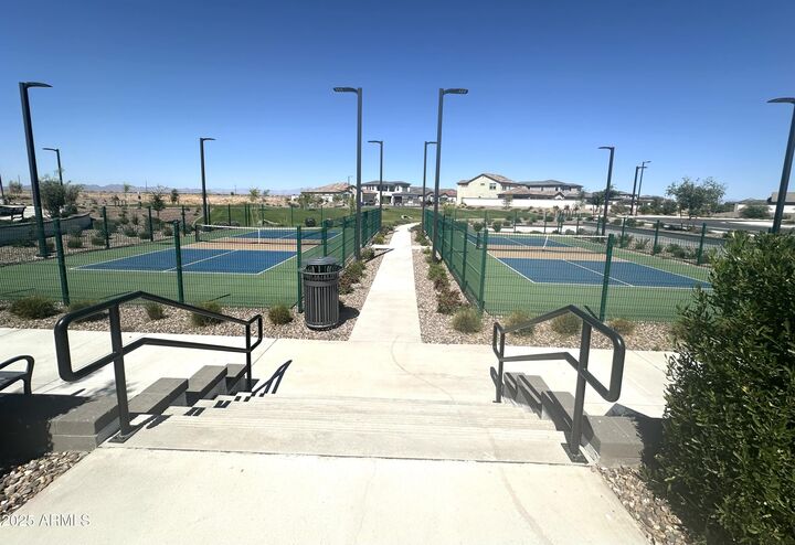 Property Photo:  793 W Sparrow Drive  AZ 85140 