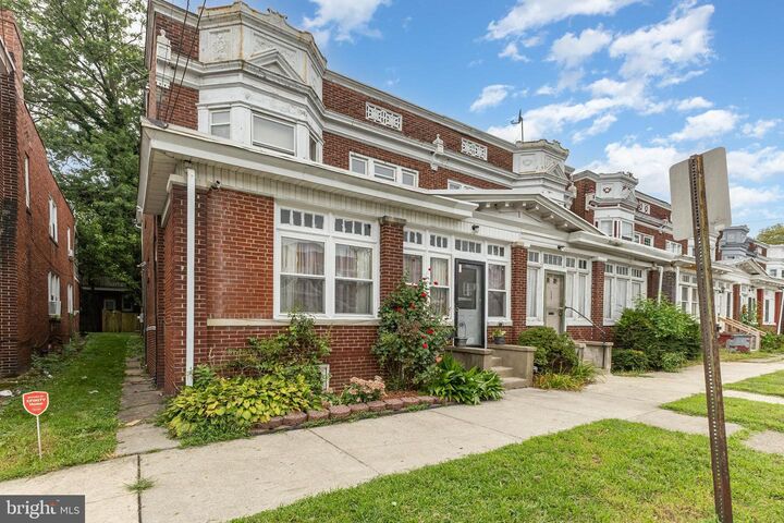 Property Photo: 2224 Green Street PA 17110