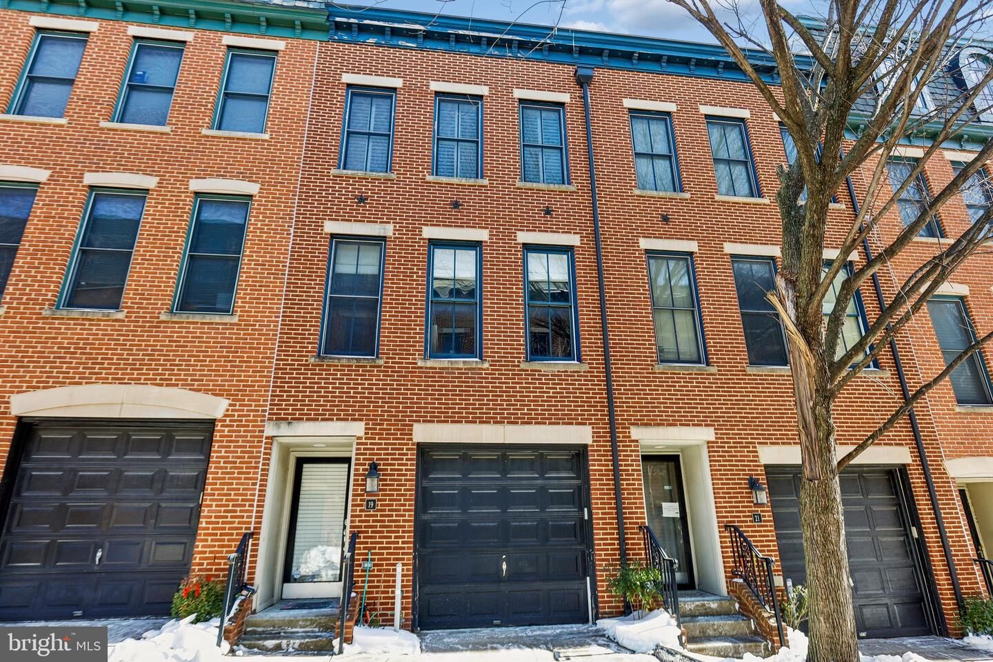 Property Photo:  19 S Regester Street  MD 21231 