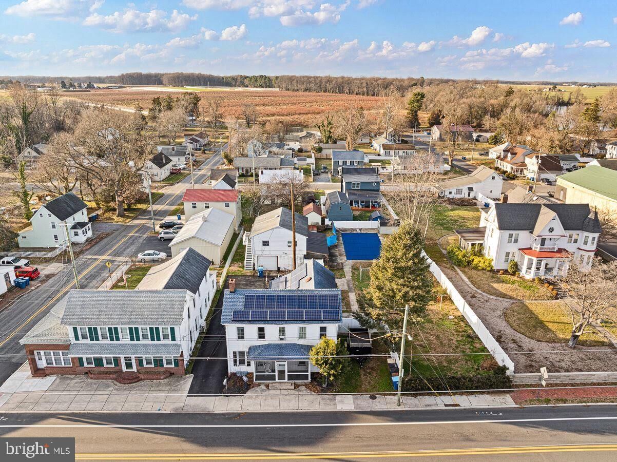 Property Photo:  6 N Railroad Avenue  DE 19934 